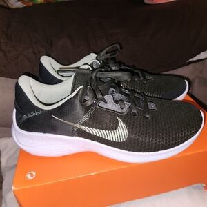 Nike Black and White Athletic Shoes